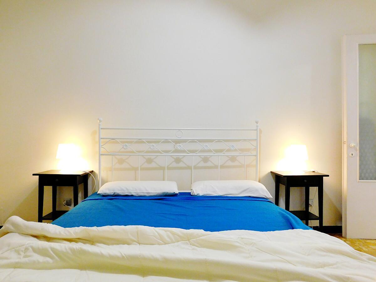 Villa Unifamiliare Con Posto Auto! 레반토 외부 사진